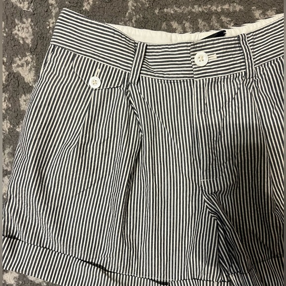 Ralph Lauren Black and White Striped Women Shorts size 4 (SKU P202) - Picture 2 of 9